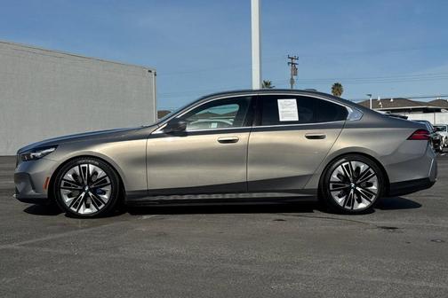 2026 BMW i5 eDrive40