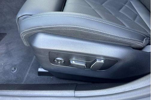 Oxide Grey Metallic 2026 BMW i5 eDrive40