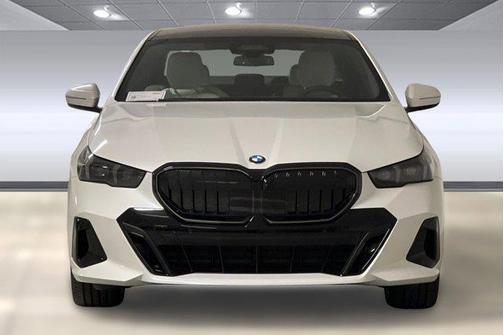 2026 BMW 530 530i