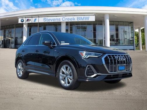 2022 Audi Q3 45 S line Premium Plus
