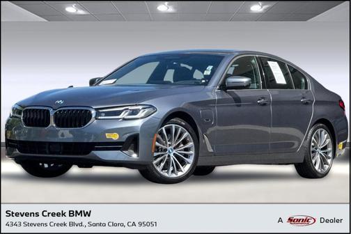 2022 BMW 530e Base