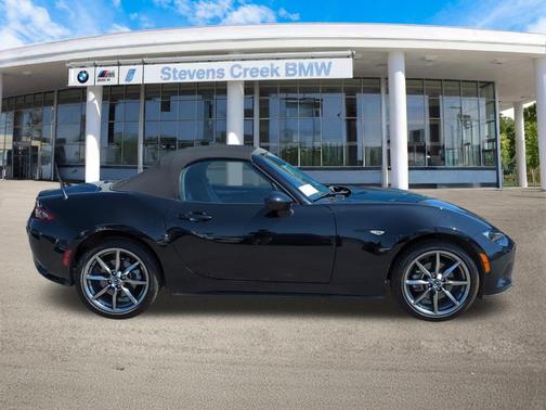 2022 Mazda MX-5 Miata Grand Touring