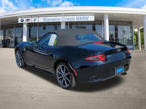 2022 Mazda MX-5 Miata Grand Touring