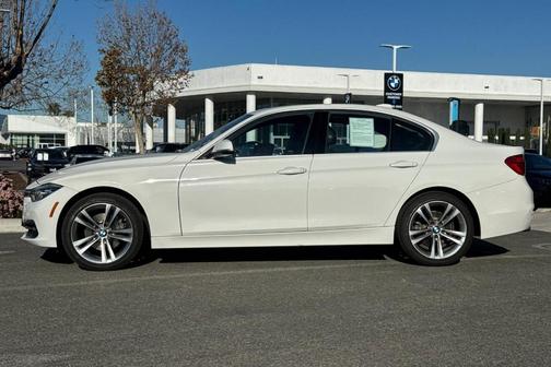 2018 BMW 330 xDrive