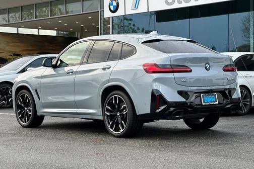 2022 BMW X4 M40i