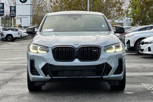 2022 BMW X4 M40i