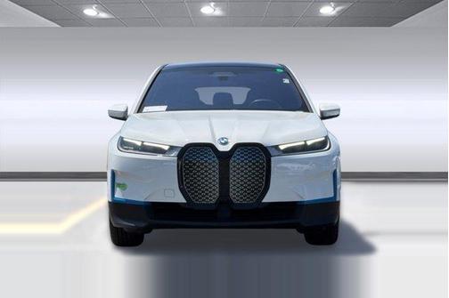 Alpine White 2023 BMW iX xDrive50
