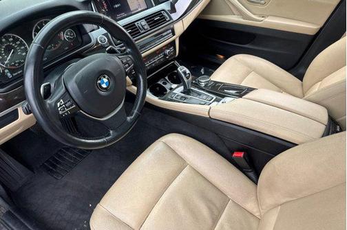2016 BMW 528 528i
