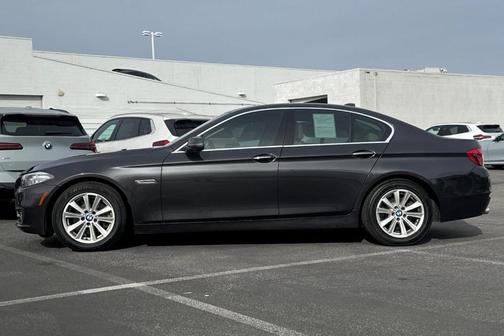 2016 BMW 528 528i
