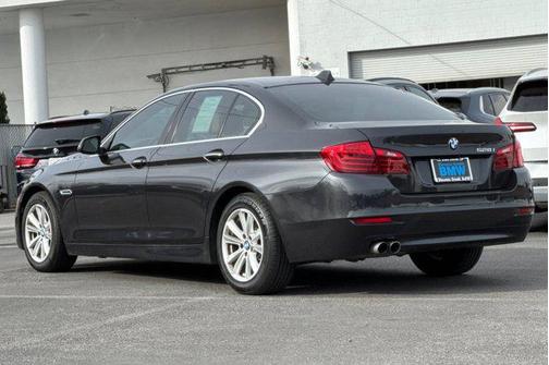 2016 BMW 528 528i