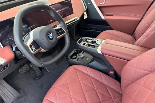 2026 BMW iX xDrive45