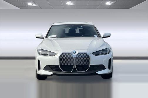 Mineral White Metallic 2025 BMW i4 Gran Coupe eDrive40