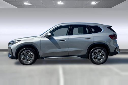 Space Silver Metallic 2025 BMW X1 xDrive28i