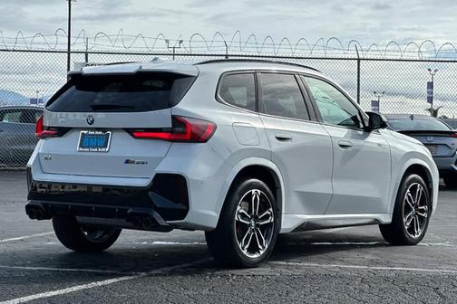 2025 BMW X1 M35i