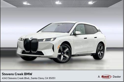 Mineral White Metallic 2026 BMW iX xDrive45