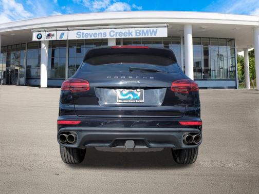 2016 Porsche Cayenne S