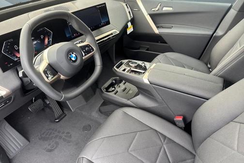 Black Sapphire Metallic 2026 BMW iX xDrive45