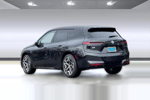 Black Sapphire Metallic 2026 BMW iX xDrive45