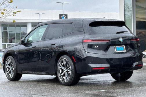 2026 BMW iX xDrive45