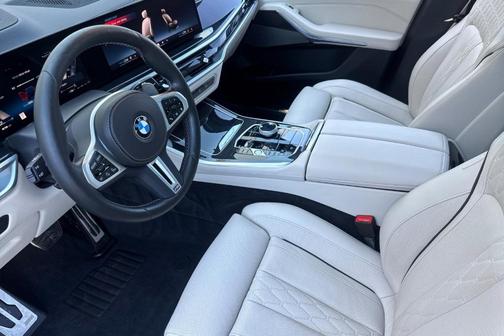 Tanzanite Blue II Metallic 2025 BMW X5 M60i