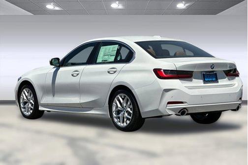 2025 BMW 330 i