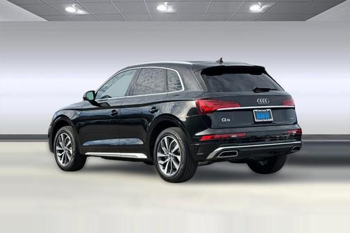 2022 Audi Q5 45 S line Premium Plus