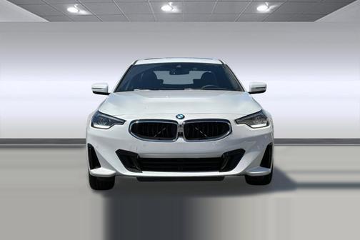 Mineral White Metallic 2024 BMW 230 i
