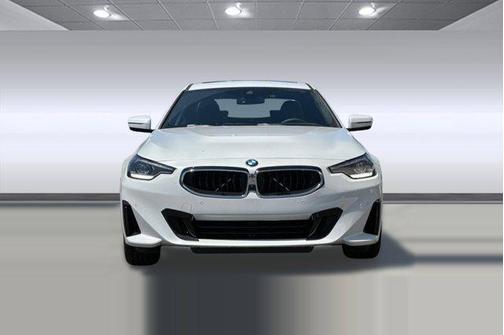 2024 BMW 230 i