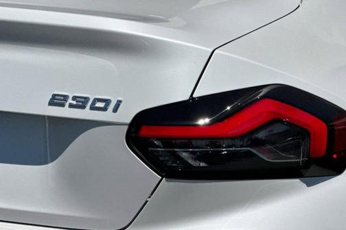 Mineral White Metallic 2024 BMW 230 i