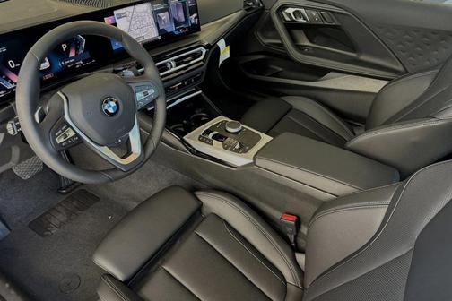Mineral White Metallic 2024 BMW 230 i