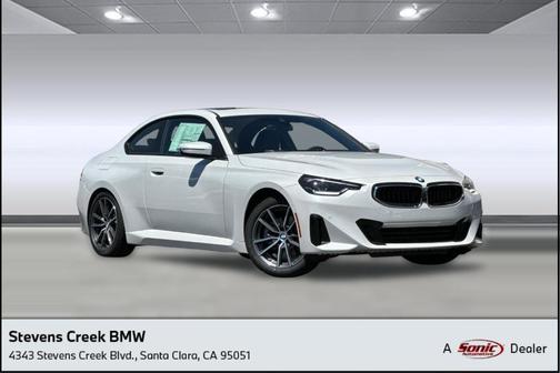Mineral White Metallic 2024 BMW 230 i
