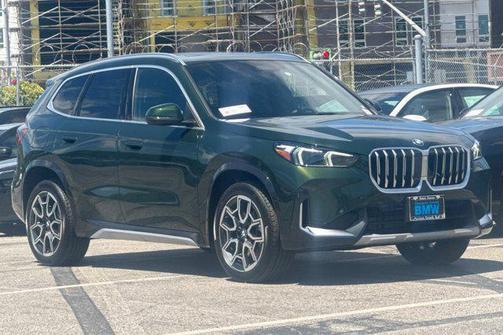 San Remo Green Metallic 2025 BMW X1 xDrive28i