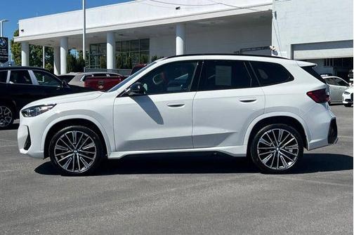 Alpine White 2023 BMW X1 xDrive28i