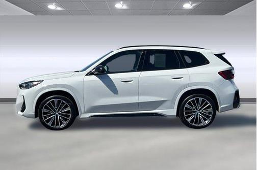 Alpine White 2023 BMW X1 xDrive28i
