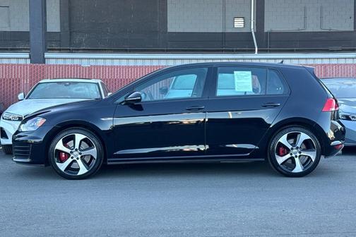 2017 Volkswagen Golf GTI 2.0T S 4-Door