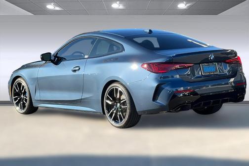 2025 BMW M440 i