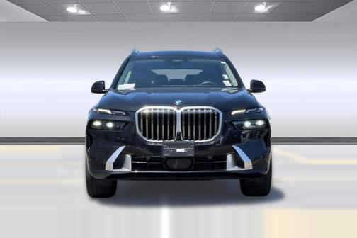Black 2025 BMW X7 xDrive40i
