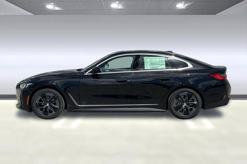 Black Sapphire Metallic 2026 BMW i4 Gran Coupe eDrive40