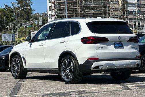 2026 BMW X5 PHEV xDrive50e