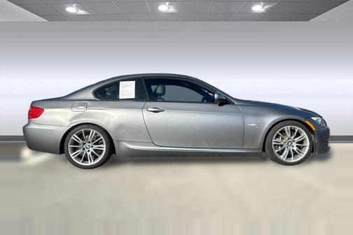 2012 BMW 335 335i