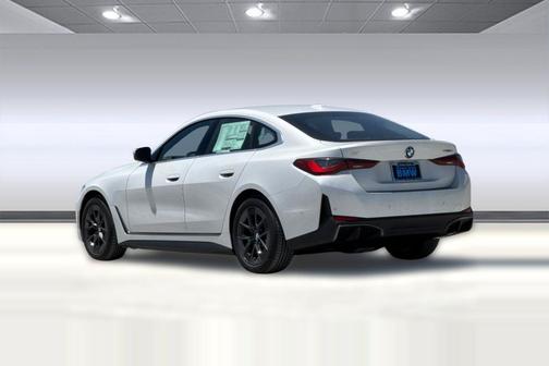 Mineral White Metallic 2026 BMW i4 Gran Coupe eDrive40