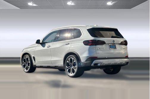 2026 BMW X5 PHEV xDrive50e