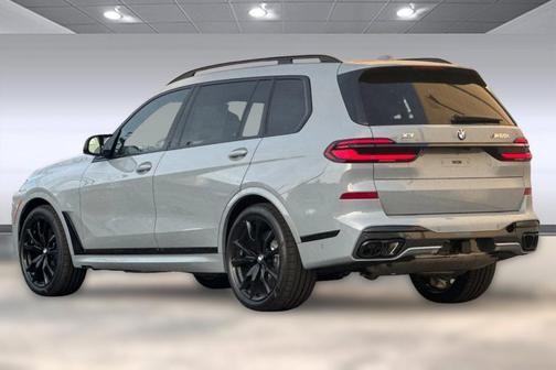 2026 BMW X7 M60i