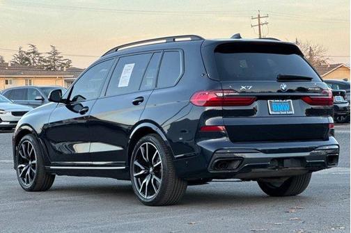 2022 BMW X7 xDrive40i