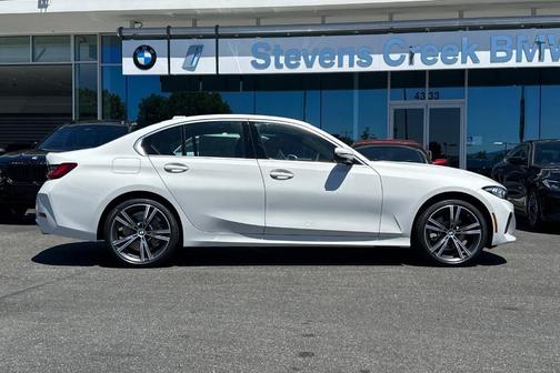2024 BMW 330 i