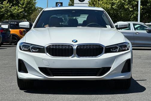 2024 BMW 330 i