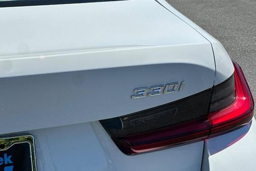 2024 BMW 330 i