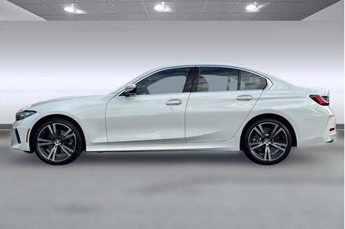 2024 BMW 330 i