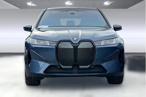 2026 BMW iX xDrive45