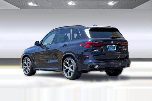 Carbon Black Metallic 2026 BMW X5 PHEV xDrive50e
